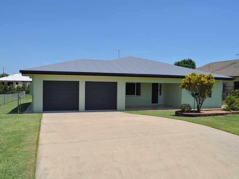 15 Jacinta Crescent, Mareeba QLD 4880