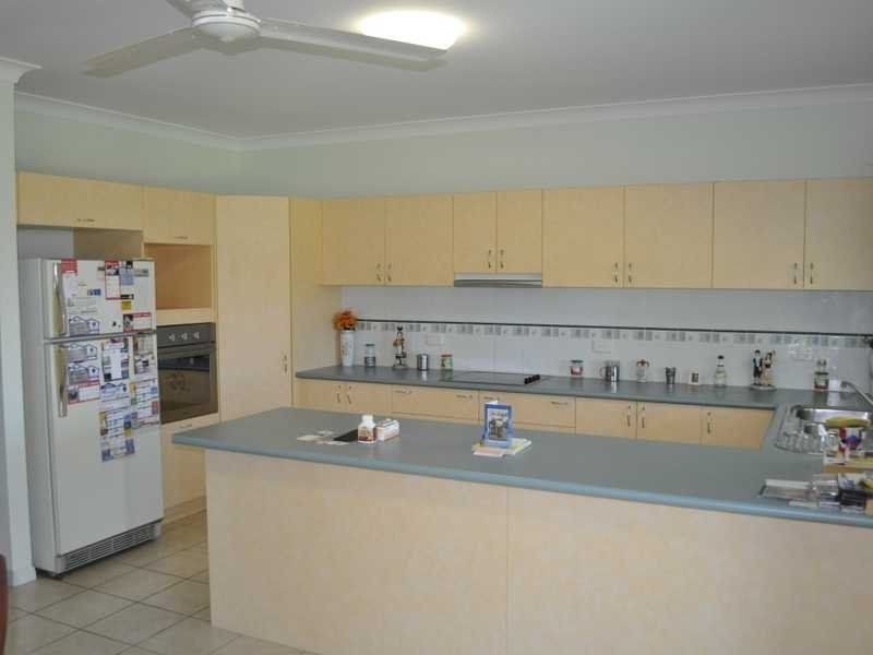 15 Jacinta Crescent, Mareeba QLD 4880