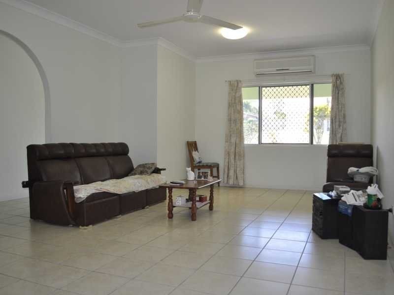15 Jacinta Crescent, Mareeba QLD 4880