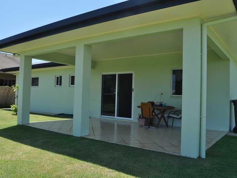 15 Jacinta Crescent, Mareeba QLD 4880