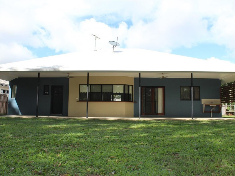 1 River Drive, Mareeba QLD 4880