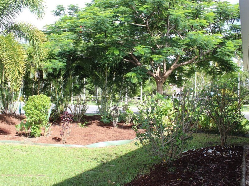 1 River Drive, Mareeba QLD 4880