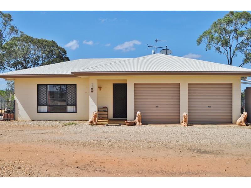 132 Emerald Heights, Mareeba QLD 4880