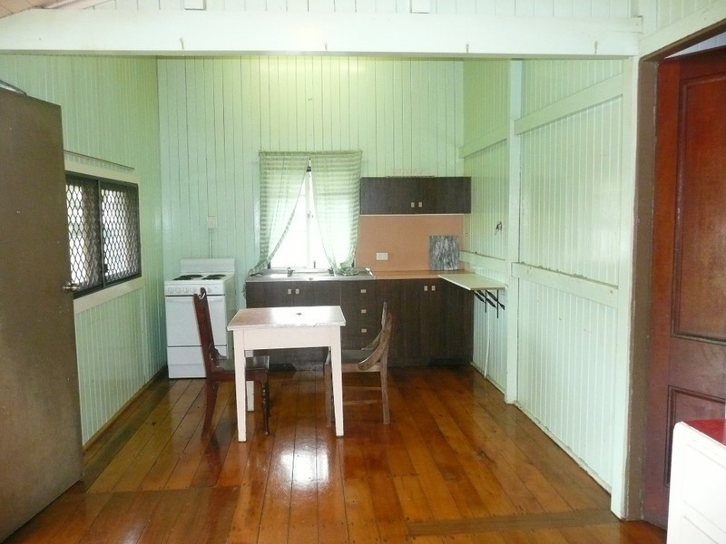 123 Walsh Street, Mareeba QLD 4880