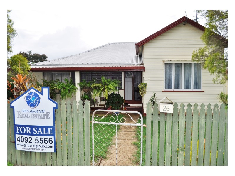 23-25 Herberton Street, Mareeba QLD 4880
