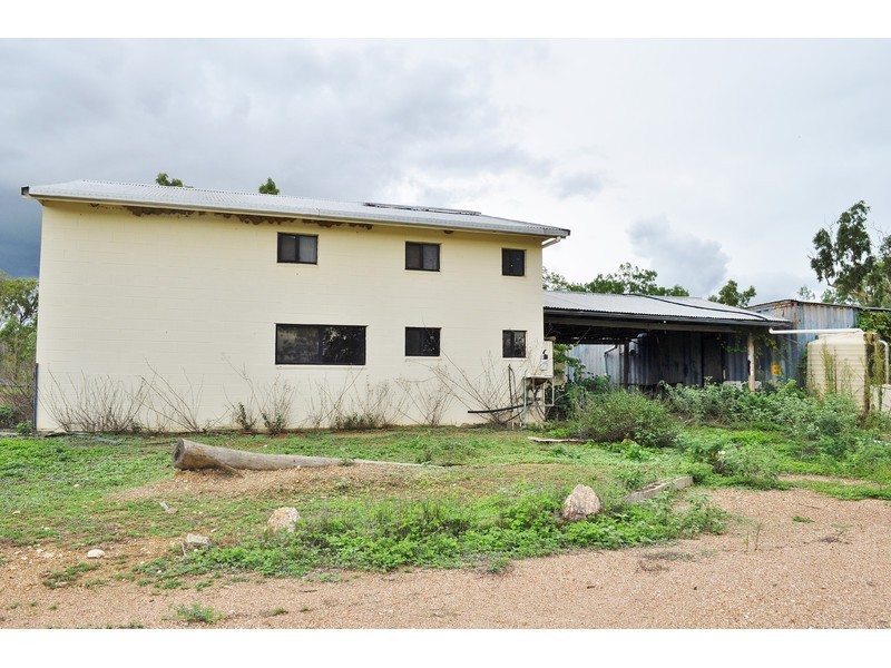 153 Coronet Drive, Mareeba QLD 4880