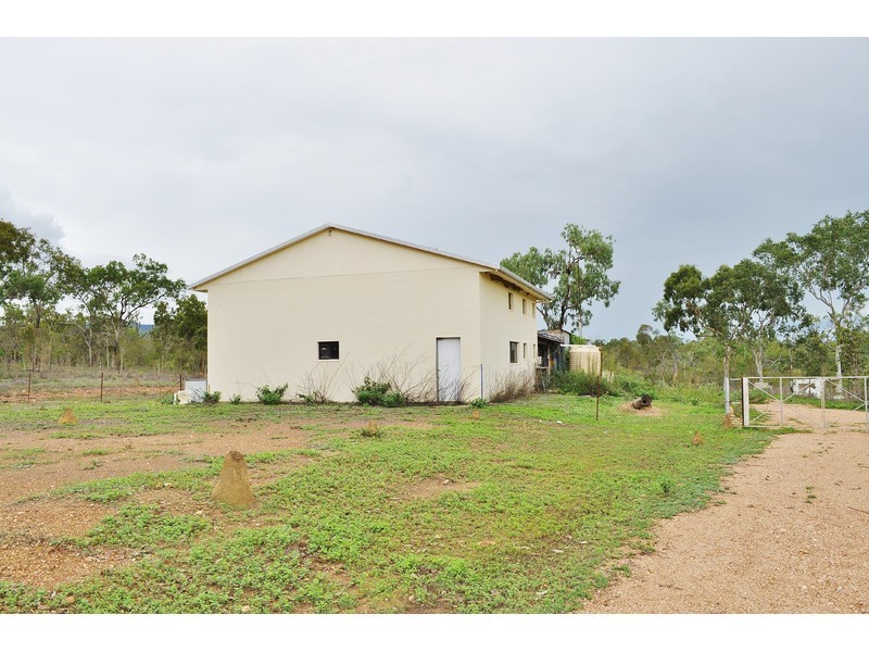 153 Coronet Drive, Mareeba QLD 4880