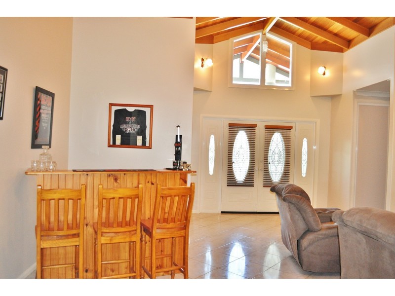 10 Natalie Close, Mareeba QLD 4880