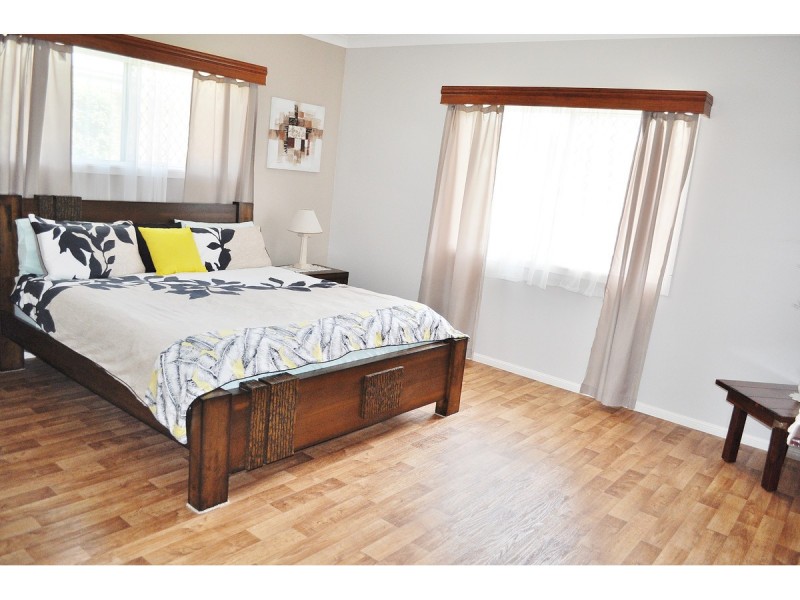 10 Natalie Close, Mareeba QLD 4880