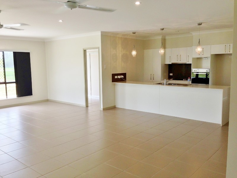 88 Hoolahan Drive, Mareeba QLD 4880