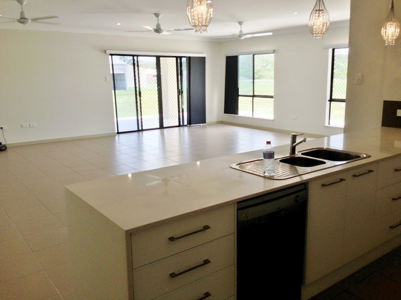 88 Hoolahan Drive, Mareeba QLD 4880
