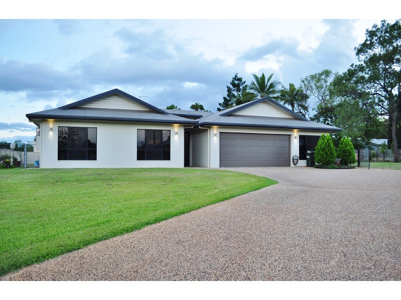 14 Collins Court, Mareeba QLD 4880