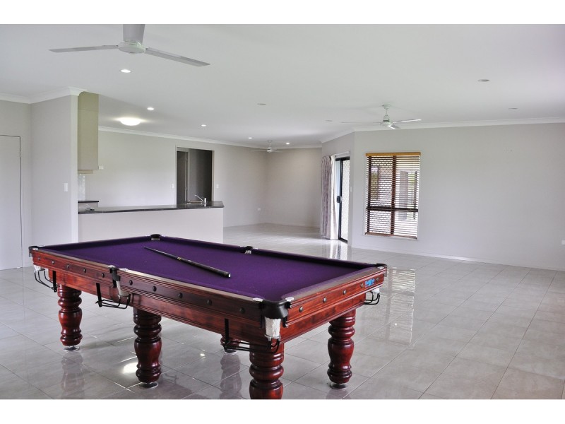 33 Hoolahan, Mareeba QLD 4880