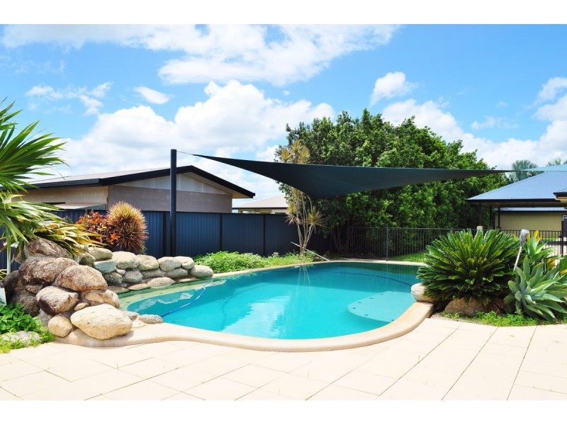 12 Joan Crescent, Mareeba QLD 4880
