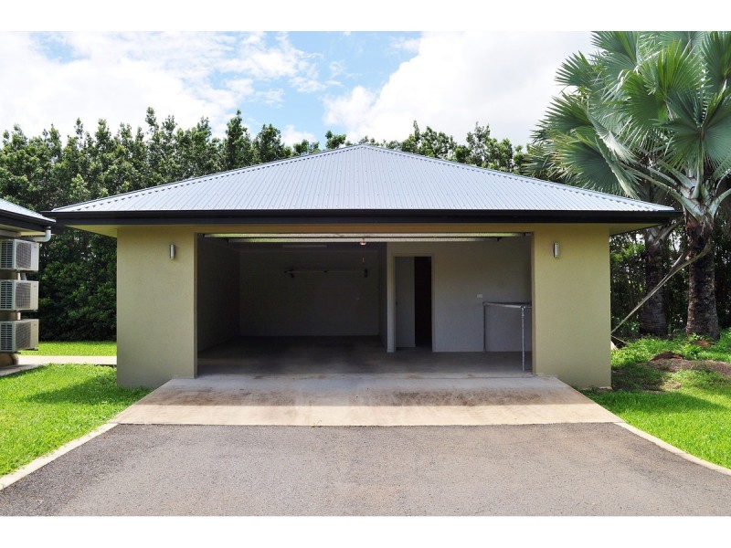 12 Joan Crescent, Mareeba QLD 4880