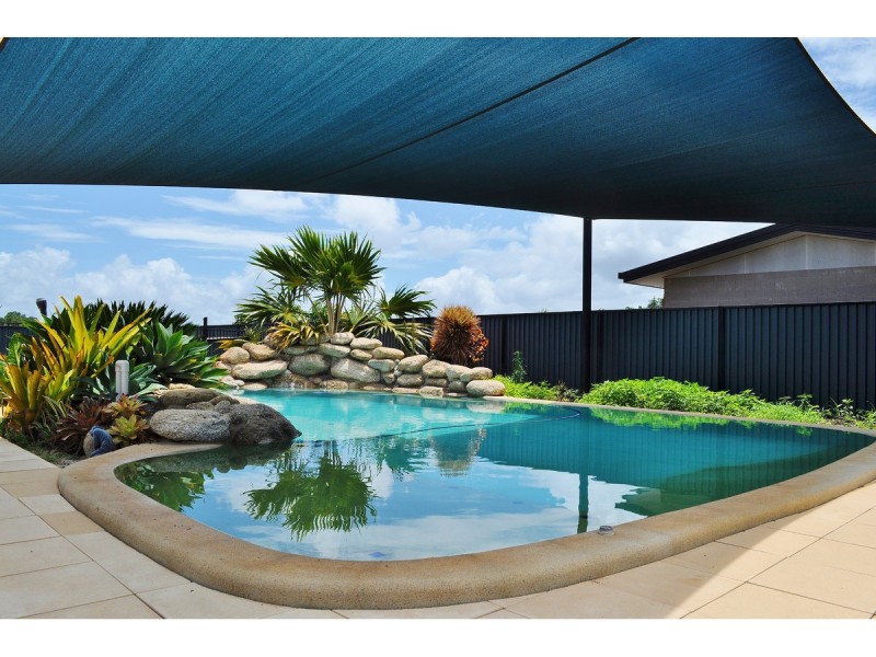 12 Joan Crescent, Mareeba QLD 4880