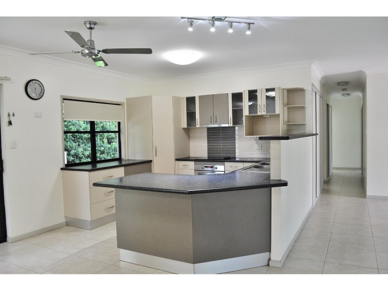 12 Joan Crescent, Mareeba QLD 4880