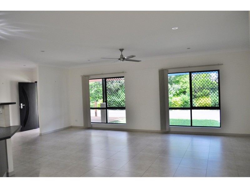 12 Joan Crescent, Mareeba QLD 4880