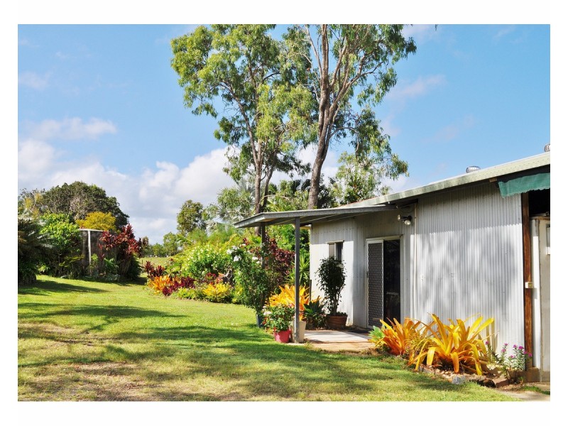 23 Wright Road, Mareeba QLD 4880