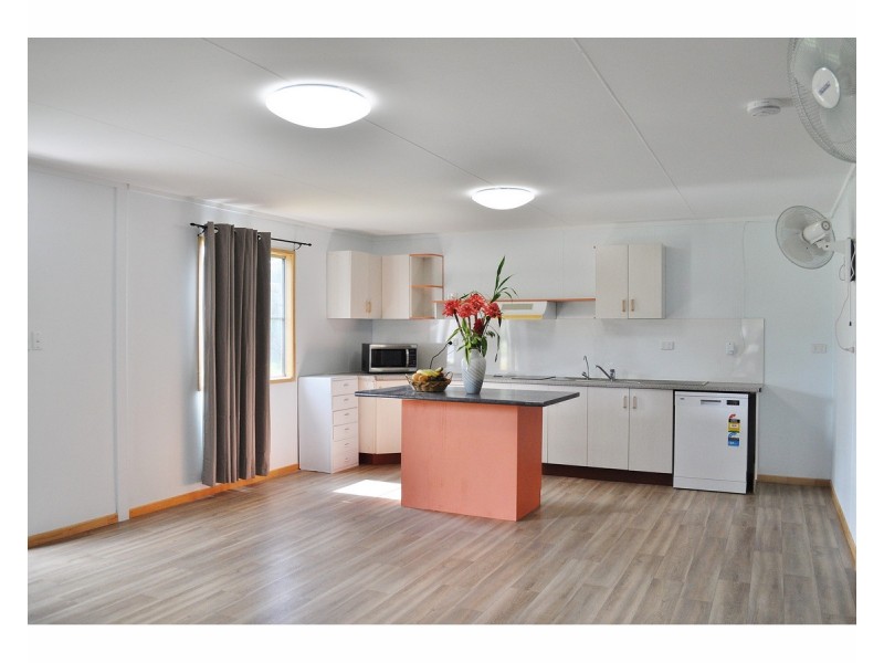 23 Wright Road, Mareeba QLD 4880