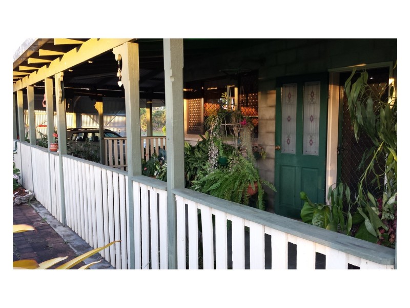 23 Wright Road, Mareeba QLD 4880