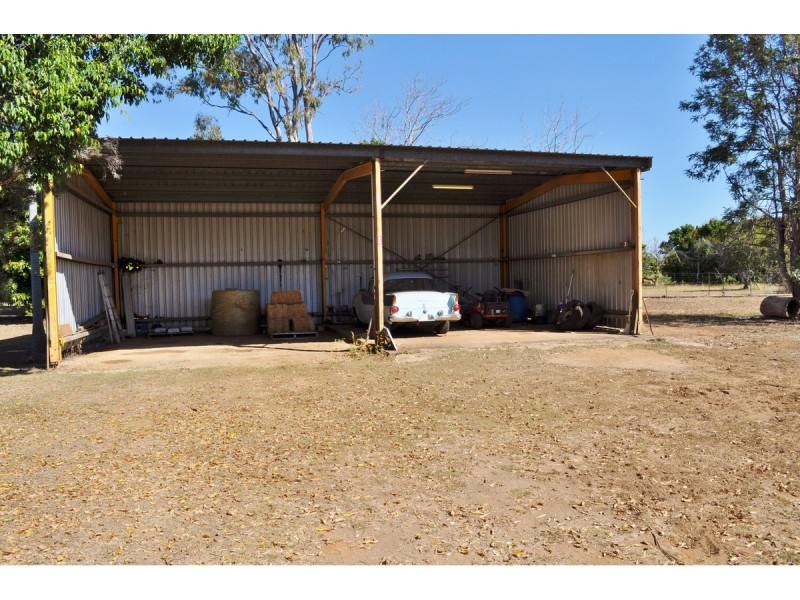 8 Mines Road, Mareeba QLD 4880