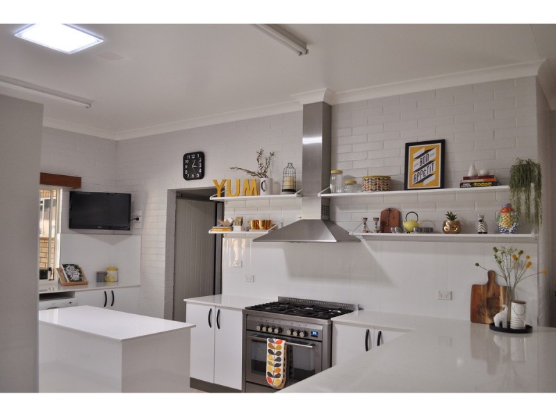 9 Gallo Drive, Mareeba QLD 4880