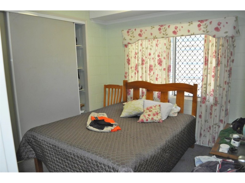 16 Palm Close, Mareeba QLD 4880