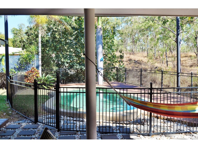 1 Palm Close, Mareeba QLD 4880