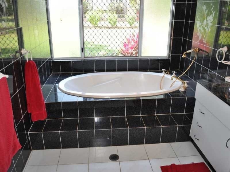 36 Owens Street, Mareeba QLD 4880