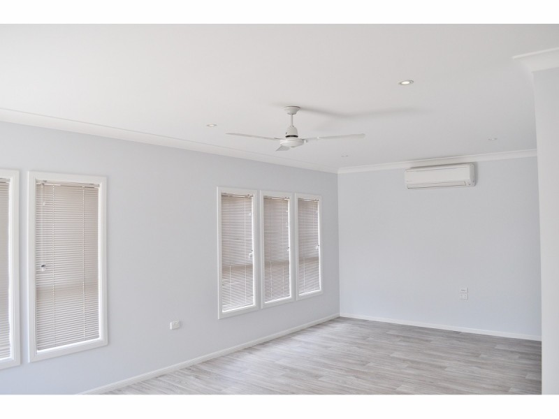 14 Macrae Street, Mareeba QLD 4880