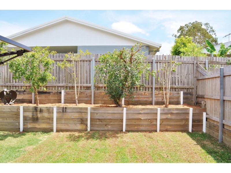 14 Macrae Street, Mareeba QLD 4880