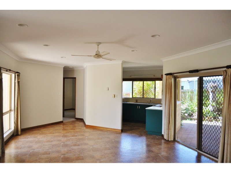 10 Palm Close, Mareeba QLD 4880