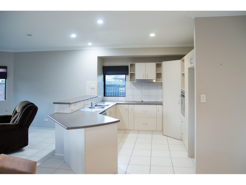 15 Godwin Drive, Mareeba QLD 4880