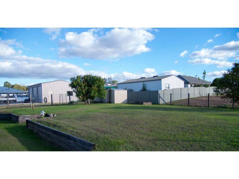 15 Godwin Drive, Mareeba QLD 4880