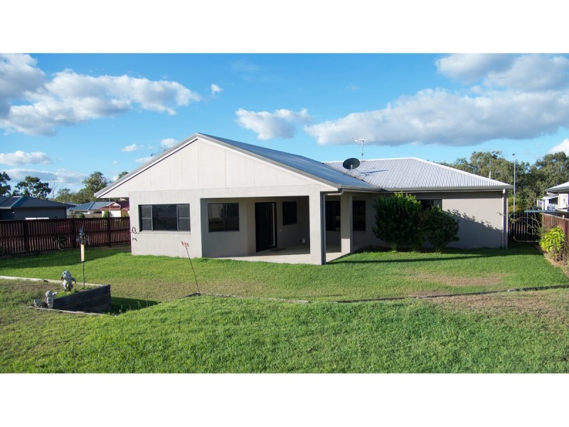15 Godwin Drive, Mareeba QLD 4880