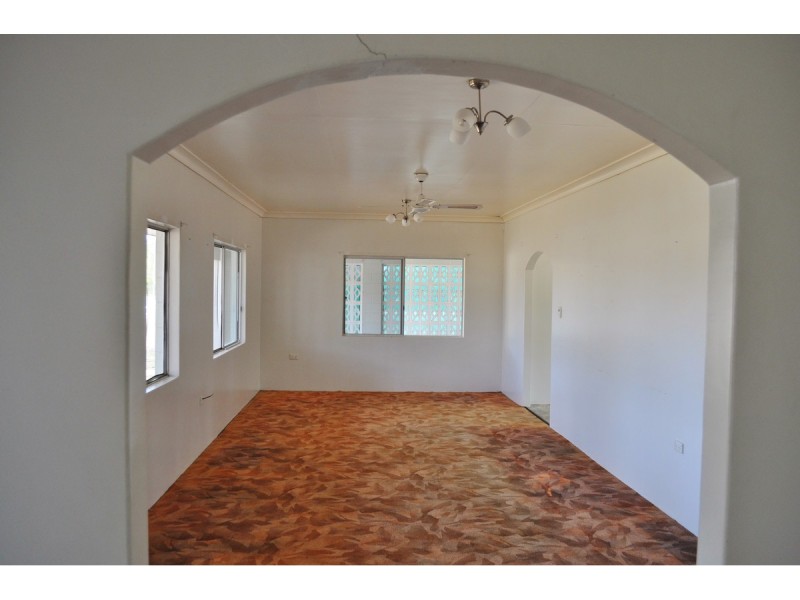 47 Martin Avenue, Mareeba QLD 4880