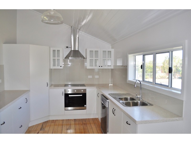26 Herberton Street, Mareeba QLD 4880