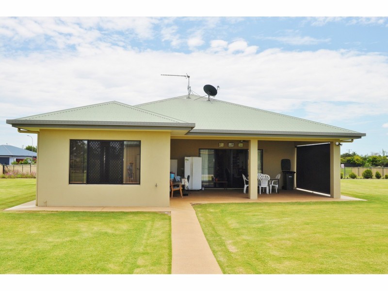 12 Riverlands Drive, Mareeba QLD 4880