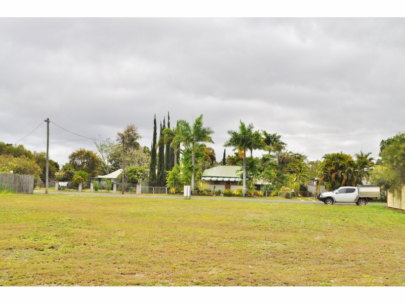 6 Doyle Street, Mareeba QLD 4880