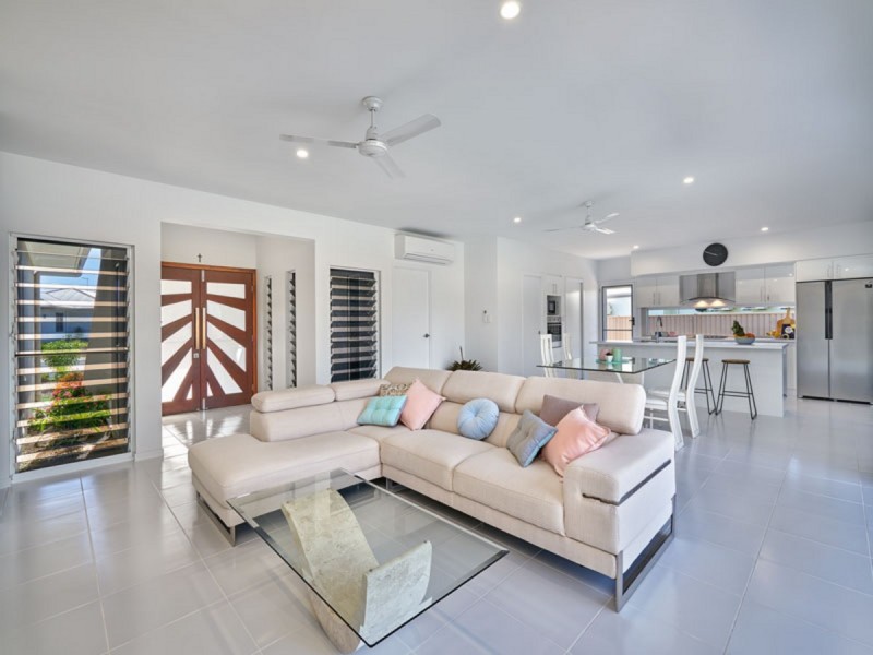 19 Karobean Drive, Mareeba QLD 4880