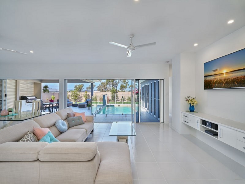 19 Karobean Drive, Mareeba QLD 4880