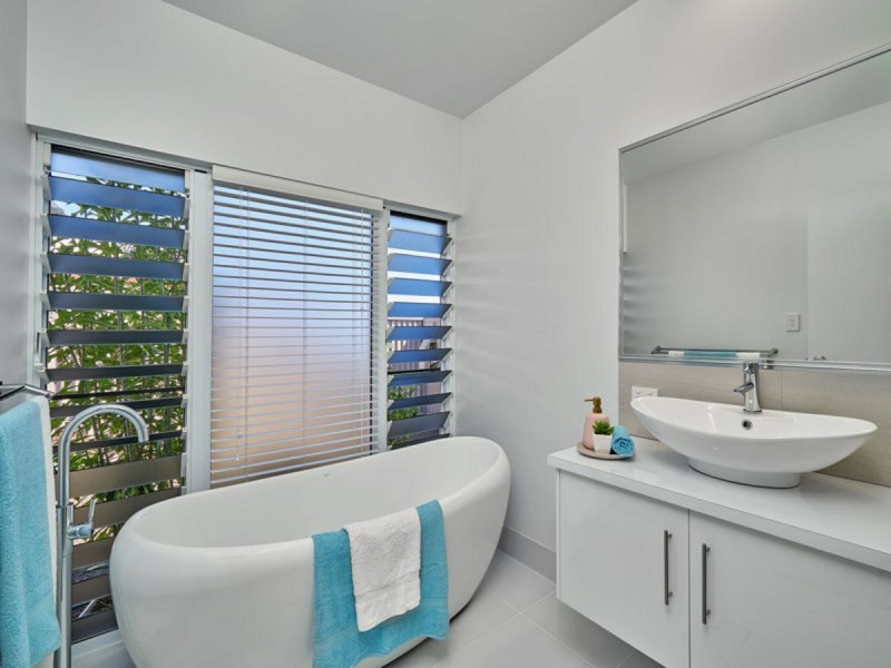 19 Karobean Drive, Mareeba QLD 4880