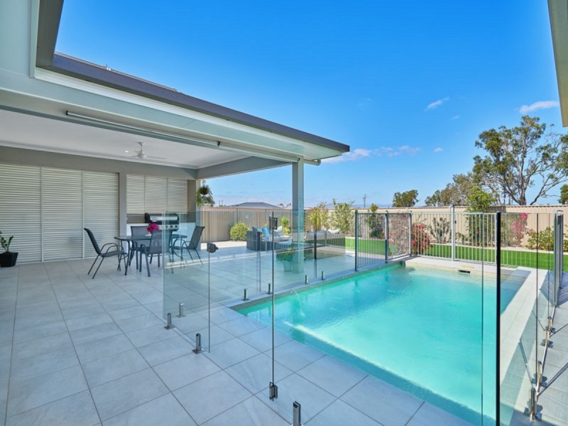 19 Karobean Drive, Mareeba QLD 4880