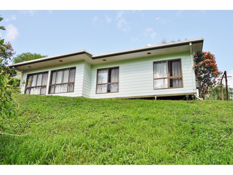 11 Riverview Close, Mareeba QLD 4880