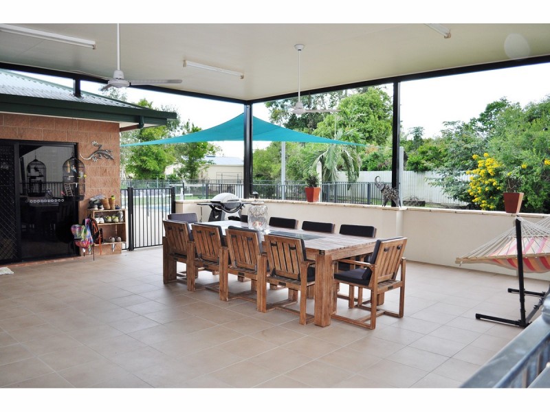 6 Debel Close, Mareeba QLD 4880