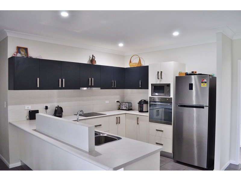 26 Karobean Drive, Mareeba QLD 4880