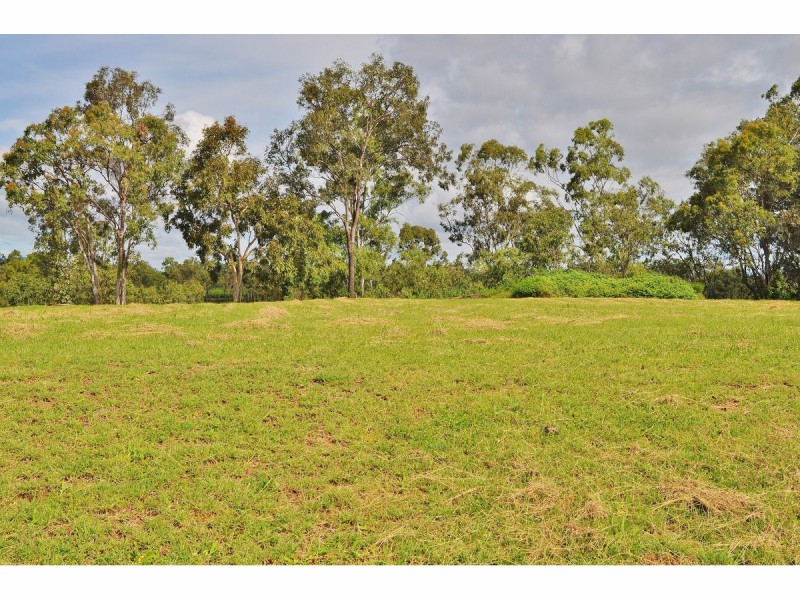20 Parklands, Mareeba QLD 4880