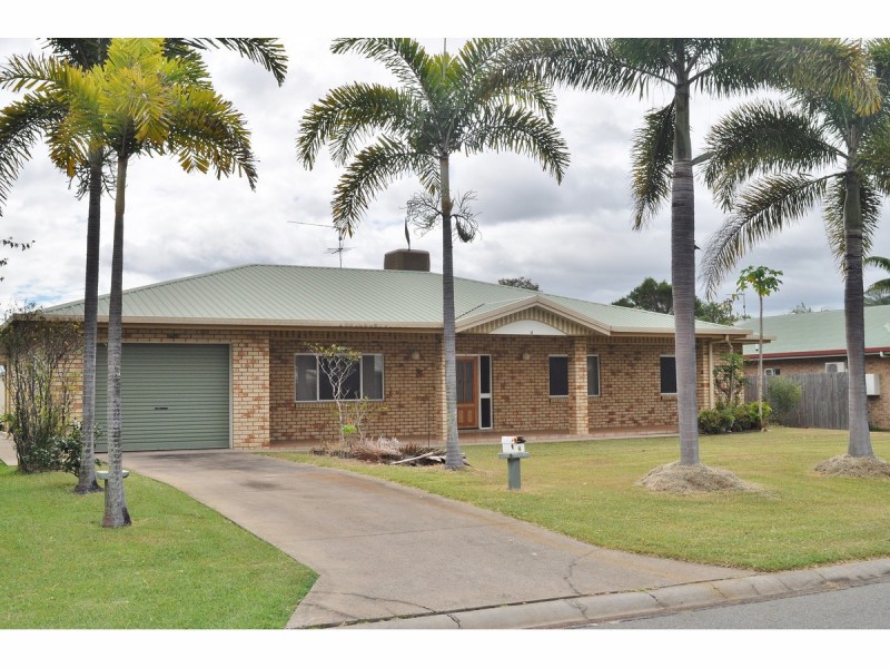 4 Mountain View Close, Mareeba QLD 4880