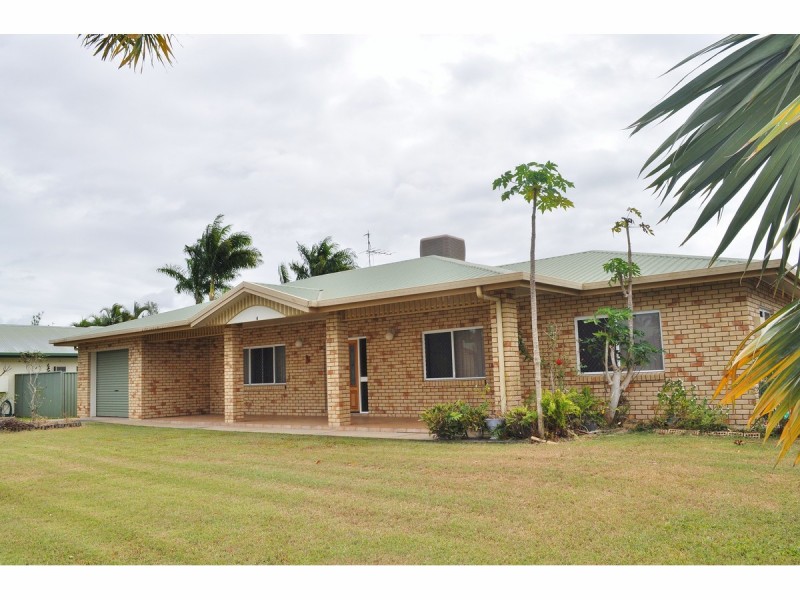 4 Mountain View Close, Mareeba QLD 4880